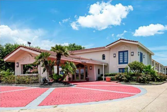 Scottish Inns & Suites Texas City Εξωτερικό φωτογραφία